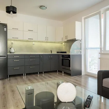 3 Luxury With Private Parking Apartmán Kosice
