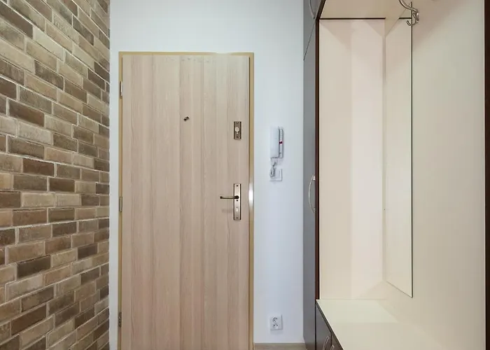 3 Luxury With Private Parking 아파트