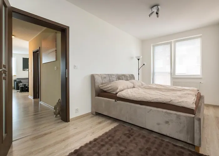 3 Luxury With Private Parking 아파트 *